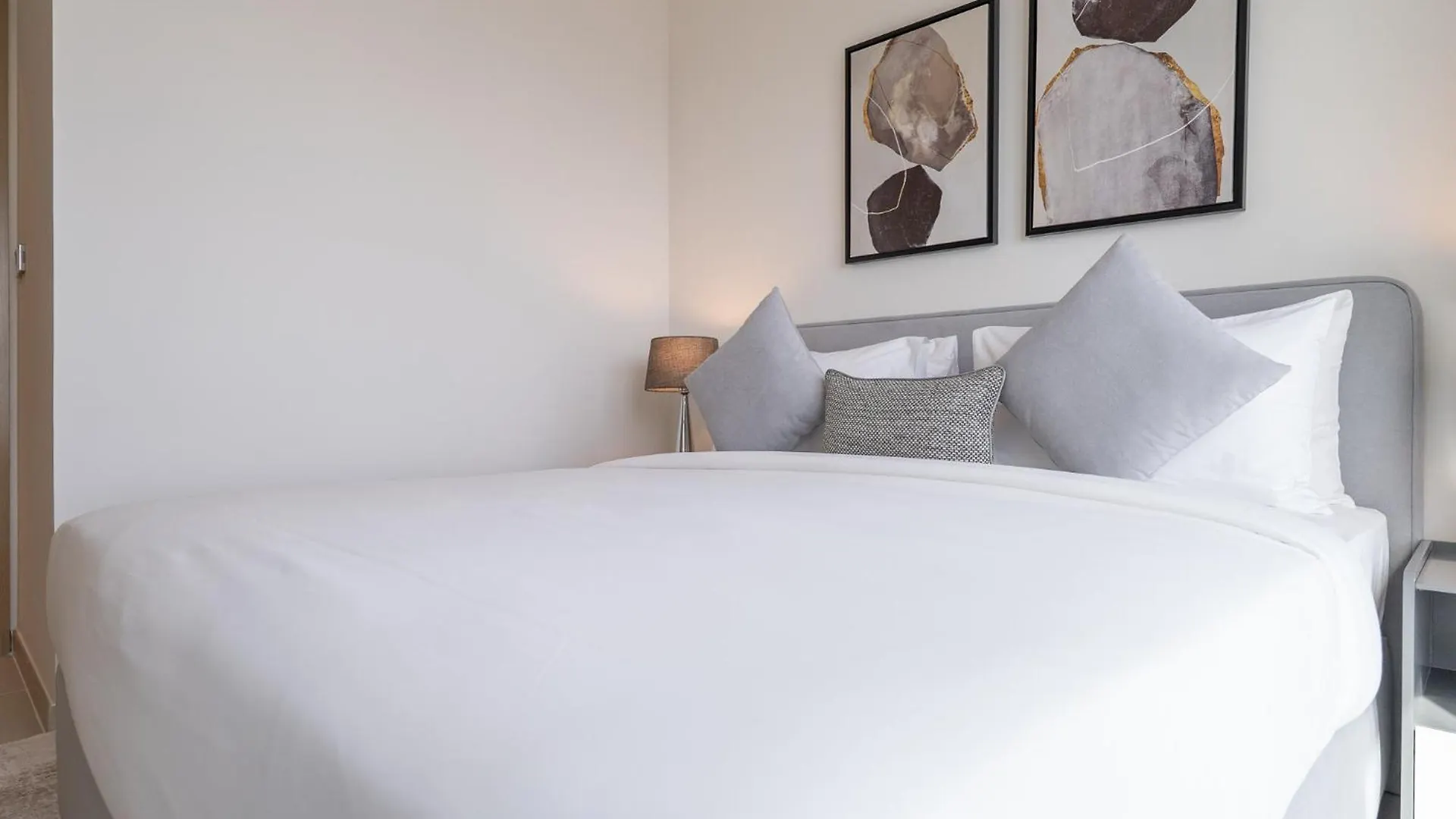 Luxury 3Br, Maidroom Full Burj & Fountain Views Dubaj 0*,  Spojené arabské emiráty