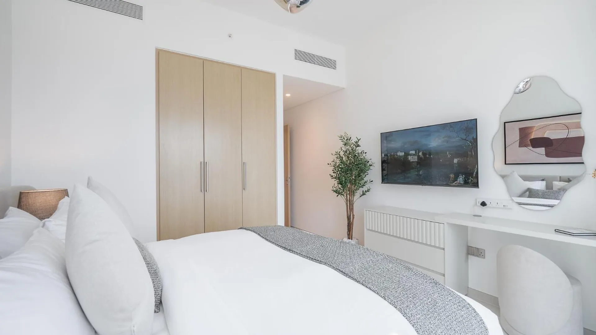 Apartmán Luxury 3Br, Maidroom Full Burj & Fountain Views Dubaj