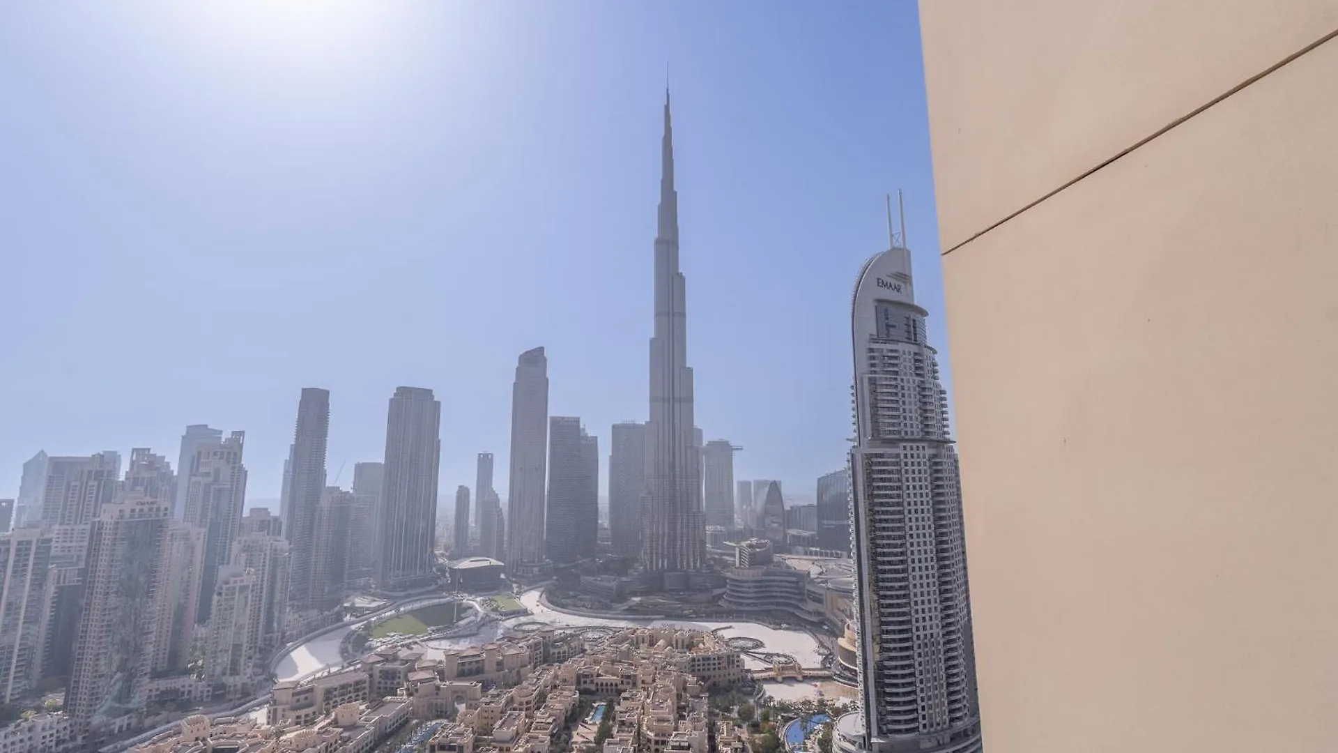 Luxury 3Br, Maidroom Full Burj & Fountain Views Dubai