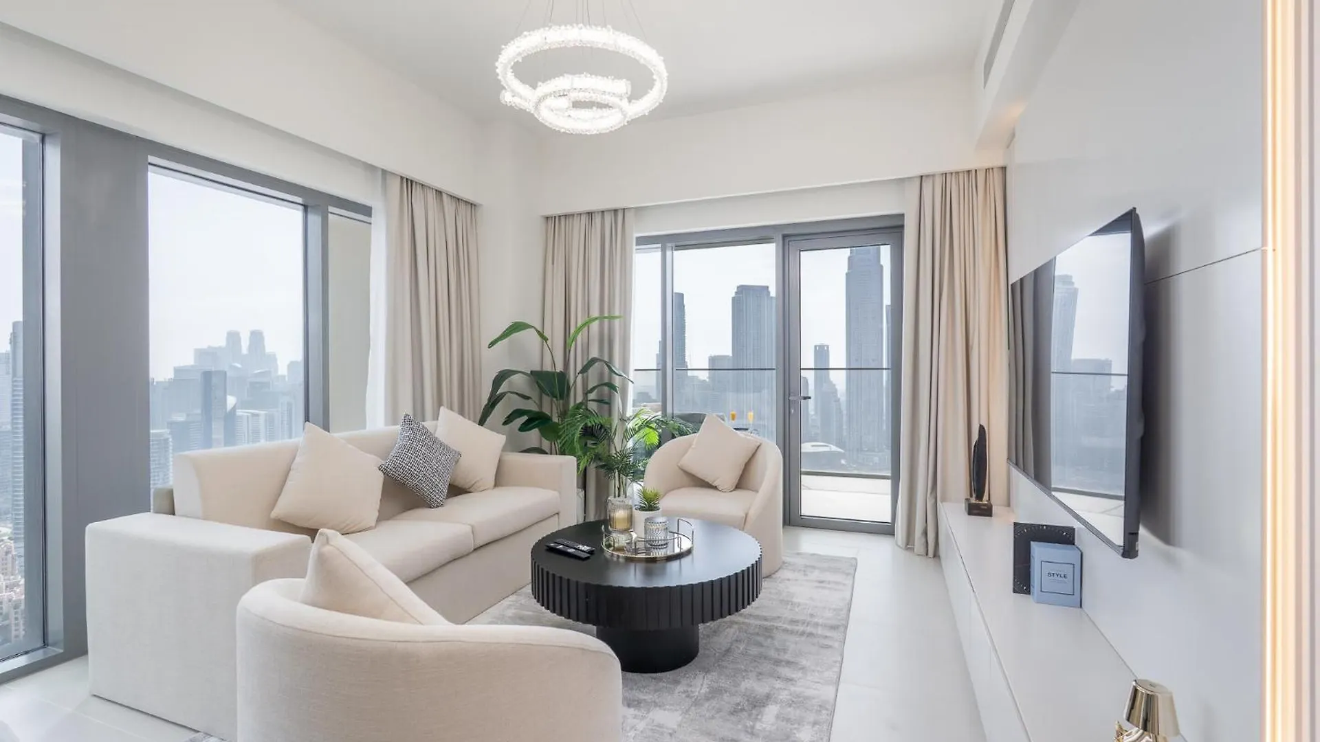 Apartment Luxury 3Br, Maidroom Full Burj & Fountain Views Dubai
